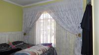 Bed Room 1 - 12 square meters of property in Kwaggasrand