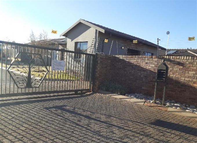 Standard Bank SIE Sale In Execution House for Sale in Dawn Park - MR392669