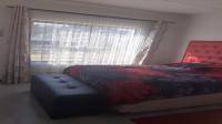 Bed Room 1 - 12 square meters of property in Erand Gardens
