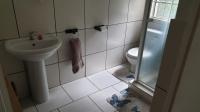 Bathroom 3+ of property in Bulwer