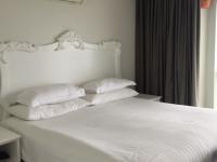 Bed Room 1 - 14 square meters of property in Doonside