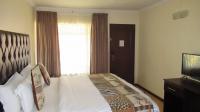 Bed Room 4 - 43 square meters of property in Lakefield