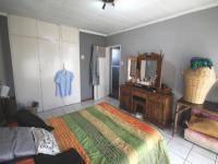 Bed Room 1 of property in Booysens