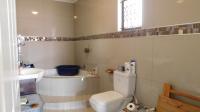 Bathroom 1 - 8 square meters of property in Genazano