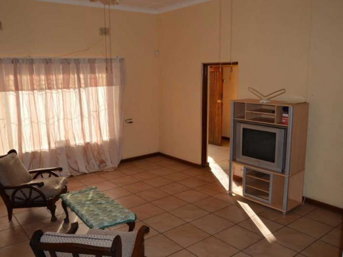 3 Bedroom House for Sale For Sale in Upington - MR432537