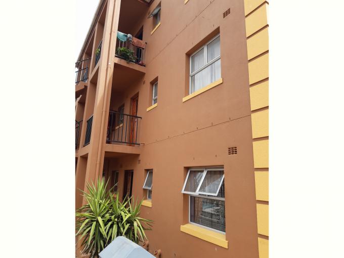 2 Bedroom Apartment for Sale For Sale in Paarl - MR432841