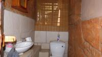 Bathroom 3+ - 90 square meters of property in Enormwater AH