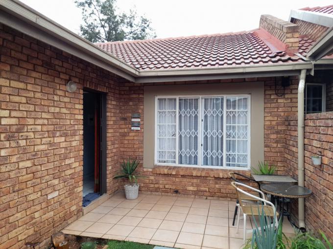 Houses For Sale in Thokoza MyRoof.co.za