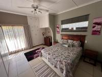 Main Bedroom of property in King Williams Town