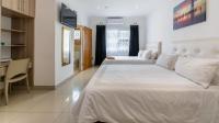 Bed Room 5+ - 25 square meters of property in Veld En Vlei