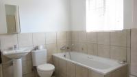 Bathroom 1 - 6 square meters of property in Tijger Vallei