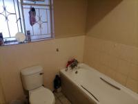 Bathroom 3+ of property in Vryburg