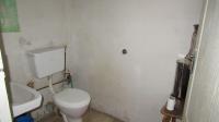Guest Toilet - 3 square meters of property in Bolton Wold