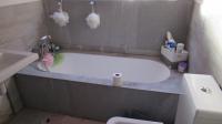 Bathroom 2 - 6 square meters of property in Bolton Wold