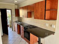 Kitchen - 11 square meters of property in Montana Tuine