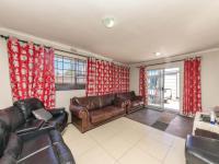 Lounges - 29 square meters of property in Churchill Estate