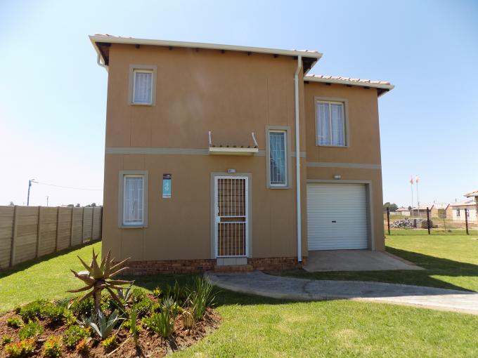 3 Bedroom House for Sale and to Rent For Sale in Thokoza - MR474323