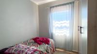 Bed Room 1 - 9 square meters of property in Andeon
