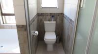 Bathroom 1 - 10 square meters of property in Parys