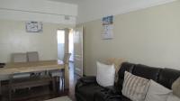 Lounges - 24 square meters of property in Benoni