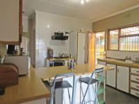 Kitchen of property in Bredasdorp