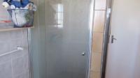 Bathroom 1 - 9 square meters of property in Mooilande AH