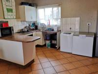 Kitchen - 11 square meters of property in Rensburg