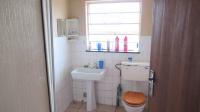 Bathroom 1 - 6 square meters of property in Roodepoort West