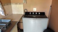 Scullery - 5 square meters of property in Sunair Park