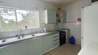 Kitchen - 11 square meters of property in Kelland