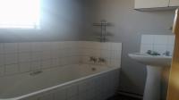 Bathroom 1 - 6 square meters of property in Duvha Park