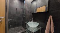 Bathroom 1 - 3 square meters of property in Faerie Glen