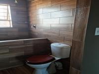 Main Bathroom of property in Del Judor