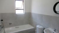Bathroom 1 - 4 square meters of property in Groblerpark