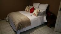 Bed Room 1 of property in Springbok