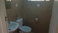 Guest Toilet - 4 square meters of property in Belmont Park