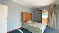 Bed Room 1 - 18 square meters of property in Claremont