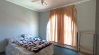 Bed Room 3 - 15 square meters of property in Claremont