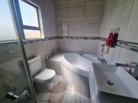 Main Bathroom of property in Tlhabane West