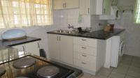 Kitchen - 66 square meters of property in Hurlingham