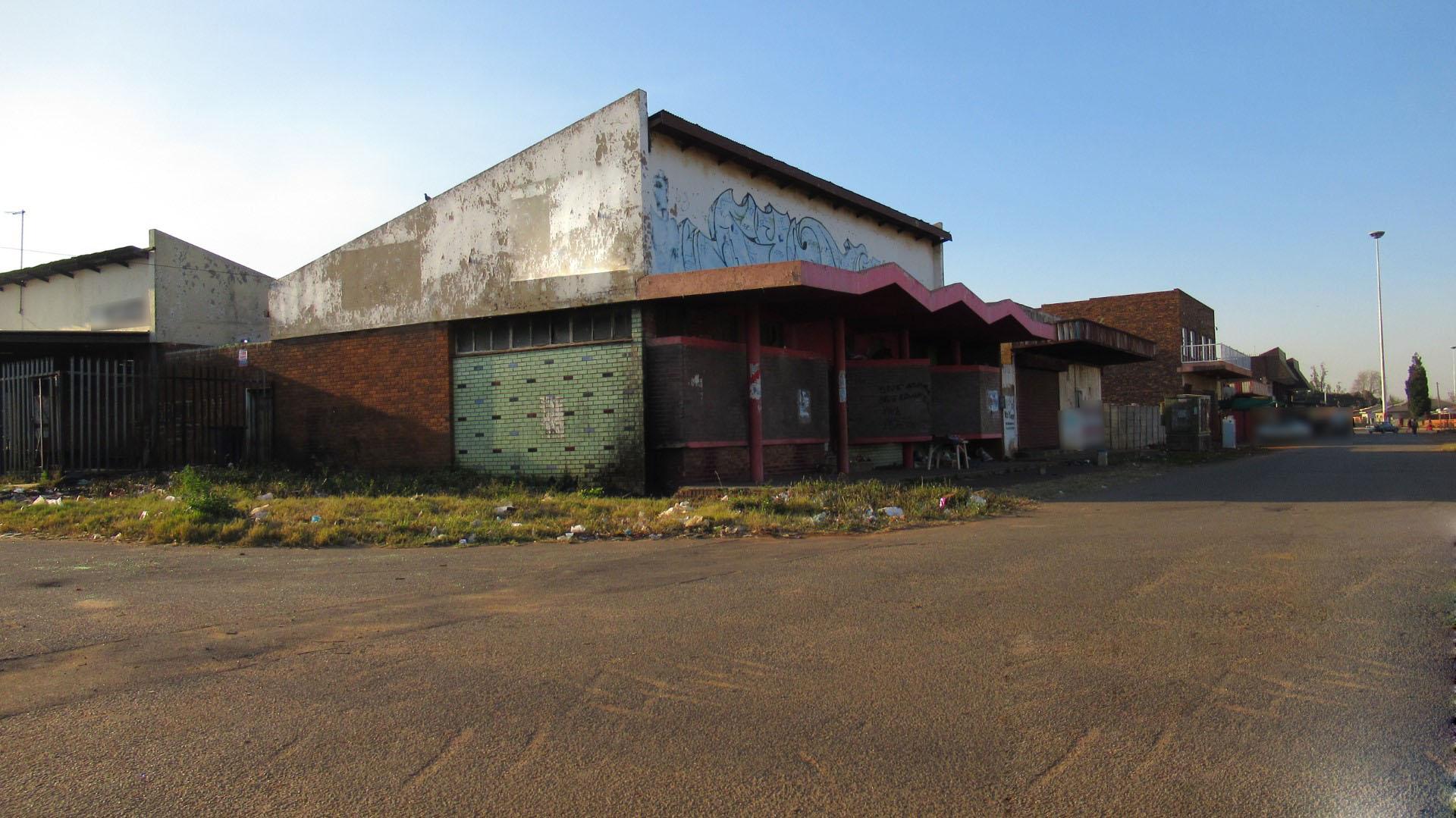 Front View of property in Katlehong
