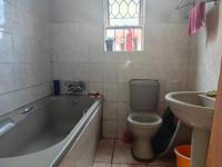 Bathroom 1 of property in Motherwell