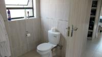 Main Bathroom - 13 square meters of property in Aspen Hills
