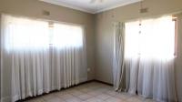 Bed Room 2 - 15 square meters of property in Palm Beach