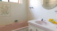 Bathroom 2 - 4 square meters of property in Palm Beach