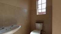 Staff Bathroom - 3 square meters of property in Monavoni
