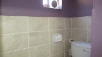 Staff Bathroom - 4 square meters of property in Clubview