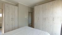 Main Bedroom - 13 square meters of property in Rooihuiskraal North