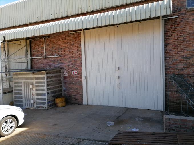 Commercial to Rent in Lenasia South - Property to rent - MR523045