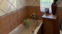 Bathroom 1 - 14 square meters of property in Rustenburg